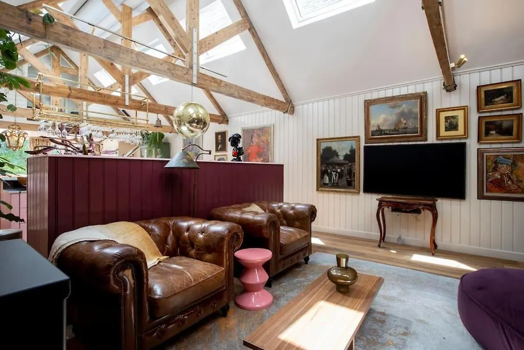 Boutique Haven: Elegant Villa Rotterdam 0*,  Netherlands